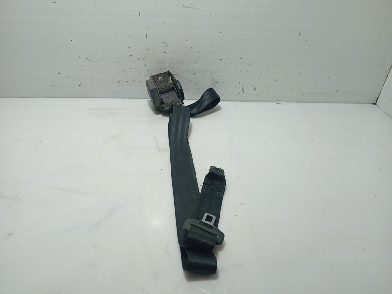 Recambio de cinturon seguridad trasero derecho para toyota yaris (ksp9/scp9/nlp9) referencia OEM IAM 733600D090C0  