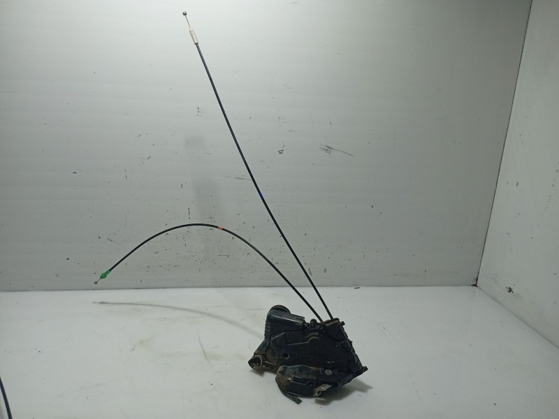 Recambio de cerradura puerta delantera izquierda para toyota yaris (ksp9/scp9/nlp9) referencia OEM IAM 690400D140  