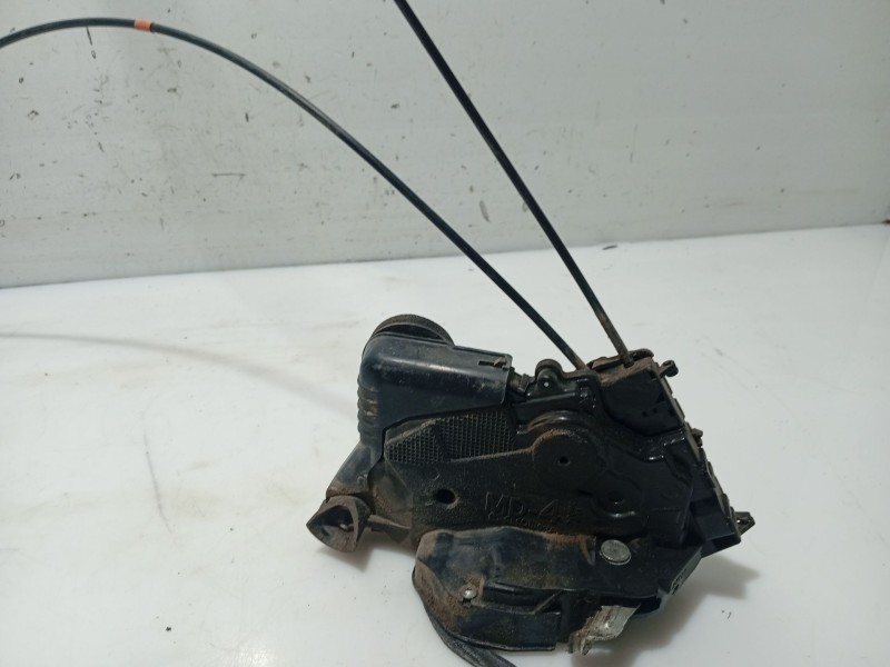 Recambio de cerradura puerta delantera izquierda para toyota yaris (ksp9/scp9/nlp9) referencia OEM IAM 690400D140  