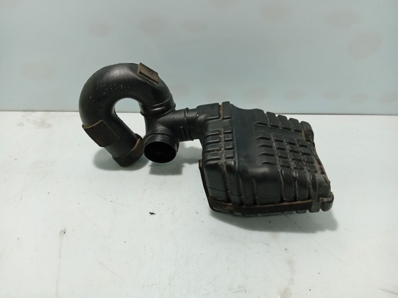 Recambio de caja filtro de aire para suzuki swift sf berlina (ea) gti referencia OEM IAM 1378086000  