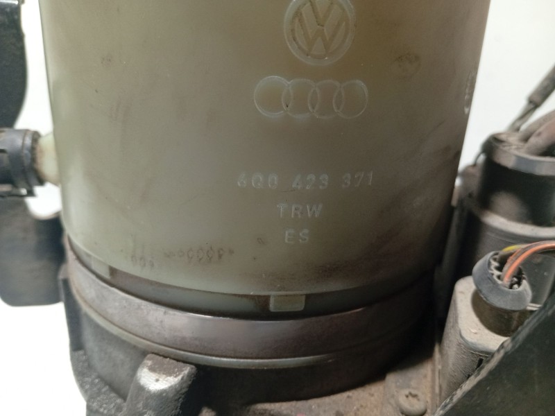 Recambio de bomba servodireccion para seat ibiza iii (6l1) 1.9 sdi referencia OEM IAM   