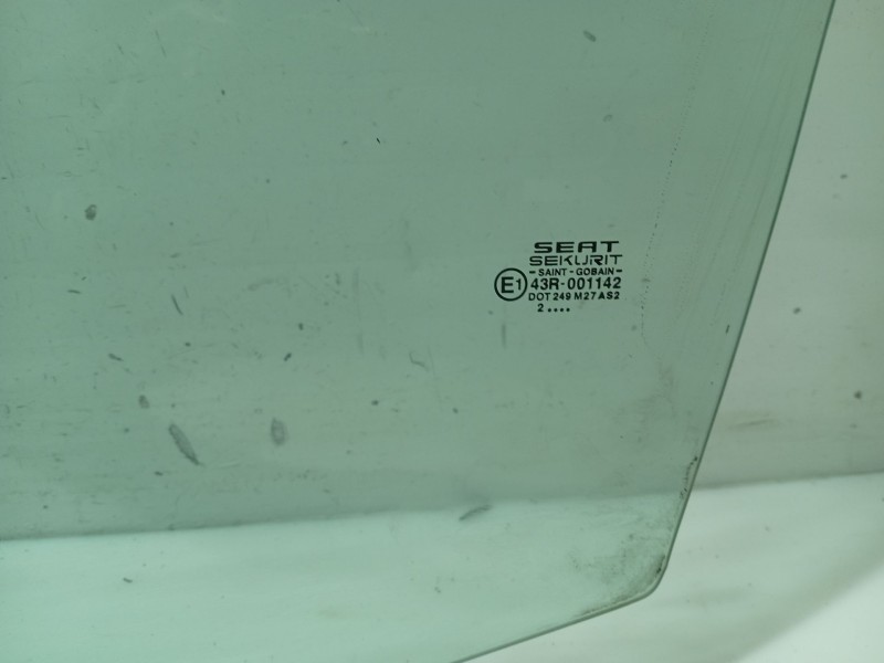 Recambio de luna delantera izquierda para seat ibiza iii (6l1) 1.9 sdi referencia OEM IAM 6L3845201  