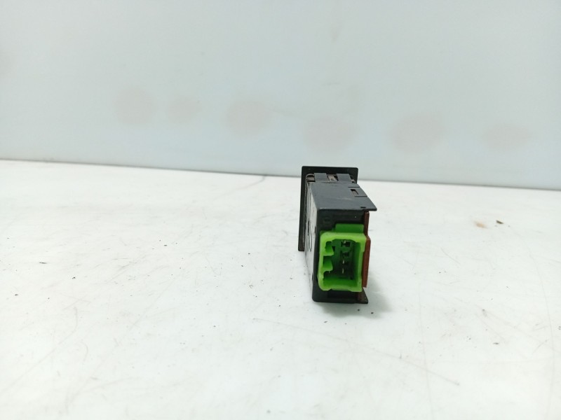 Recambio de interruptor para suzuki swift sf berlina (ea) gti referencia OEM IAM 3786070F00  