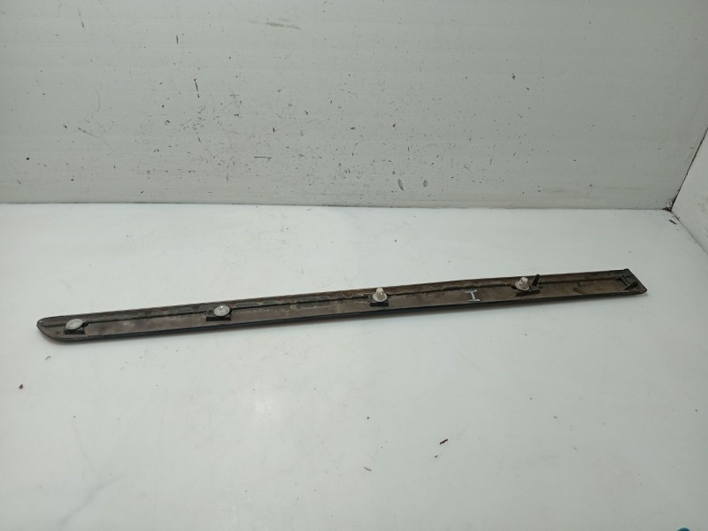 Recambio de moldura para peugeot 407 sw (6e_, 6d_) 2.0 hdi 135 referencia OEM IAM   