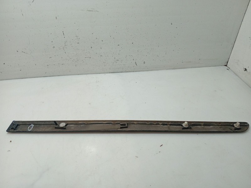 Recambio de moldura para peugeot 407 sw (6e_, 6d_) 2.0 hdi 135 referencia OEM IAM 9660537080  