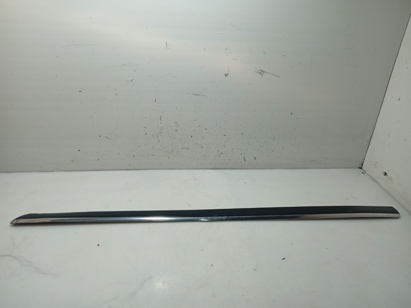 Recambio de moldura para peugeot 407 sw (6e_, 6d_) 2.0 hdi 135 referencia OEM IAM 96445549XT  