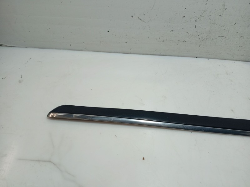 Recambio de moldura para peugeot 407 sw (6e_, 6d_) 2.0 hdi 135 referencia OEM IAM 96445549XT  