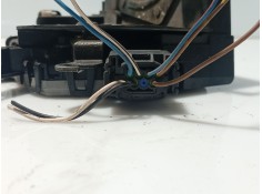 Recambio de cerradura puerta delantera izquierda para bmw serie 3 berlina (e46) 2.0 16v diesel cat referencia OEM IAM 7011247 0V 2