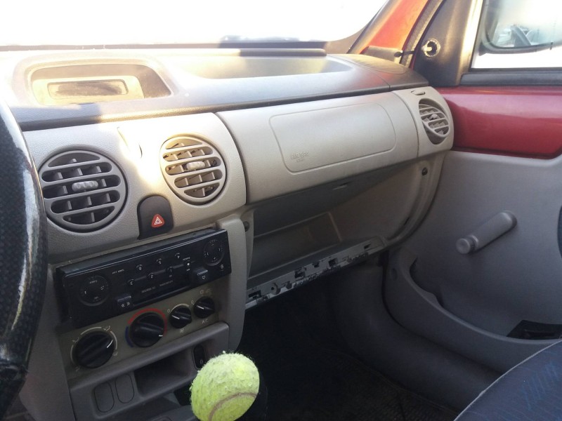 renault kangoo (f/kc0) 1.5 dci diesel   |   0.03 - ... | 2003 | 68 cv / 50 kw del año 2003