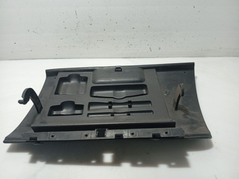 Recambio de guantera para peugeot 407 sw (6e_, 6d_) 2.0 hdi 135 referencia OEM IAM   