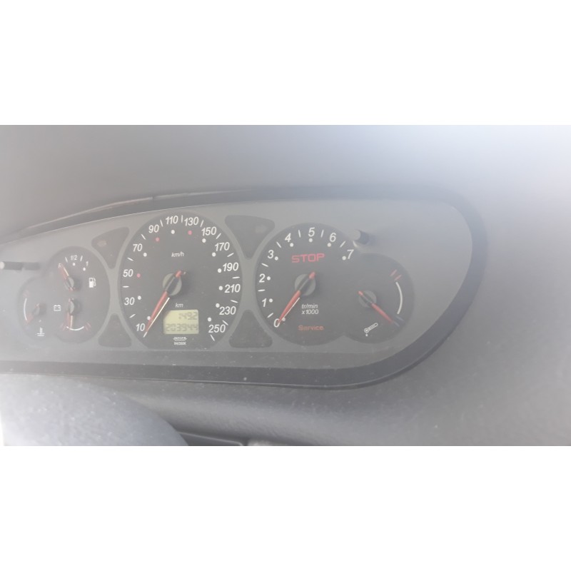 citroen c5 berlina 2.0 hdi cat (rhz / dw10ated)   |   0.01 - ... | 2001 | 107 cv / 79 kw del año 2001