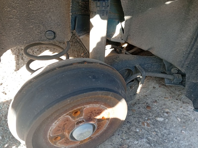 Recambio de eje trasero para peugeot 207/207+ (wa_, wc_) 1.4 16v referencia OEM IAM   