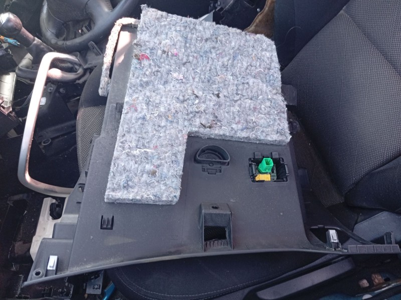 Recambio de guantera para peugeot 207/207+ (wa_, wc_) 1.4 16v referencia OEM IAM 8218Z5  