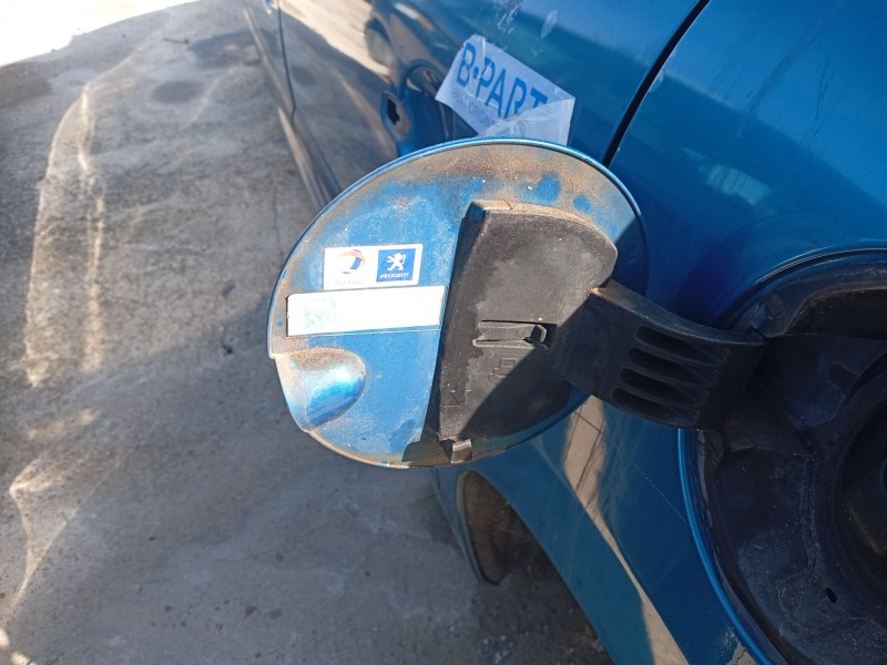 Recambio de tapa combustible para peugeot 207/207+ (wa_, wc_) 1.4 16v referencia OEM IAM 1517F5  
