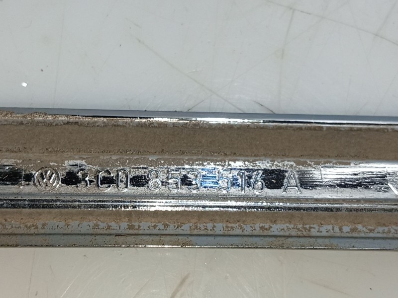 Recambio de moldura para volkswagen passat b6 (3c2) 1.9 tdi referencia OEM IAM 3C0853516A  