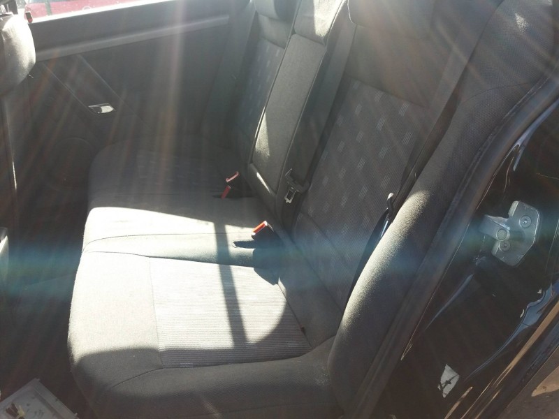 opel vectra c berlina 2.0 dti   |   0.02 - ... | 2002 | 101 cv / 74 kw del año 2002