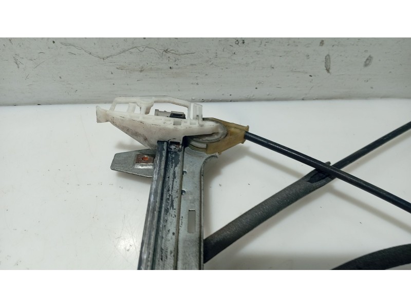 Recambio de elevalunas delantero izquierdo para citroën xsara (n1) 1.9 td referencia OEM IAM 9221H4  