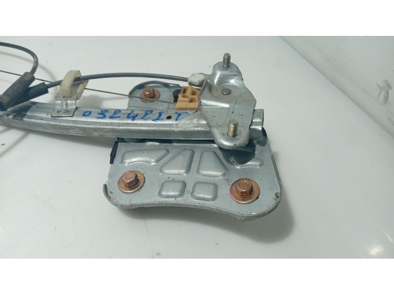 Recambio de elevalunas trasero izquierdo para hyundai xg 3.0 xg referencia OEM IAM 8340339000  
