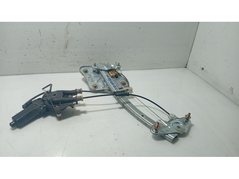 Recambio de elevalunas trasero derecho para hyundai xg 3.0 xg referencia OEM IAM F00S1A2133  