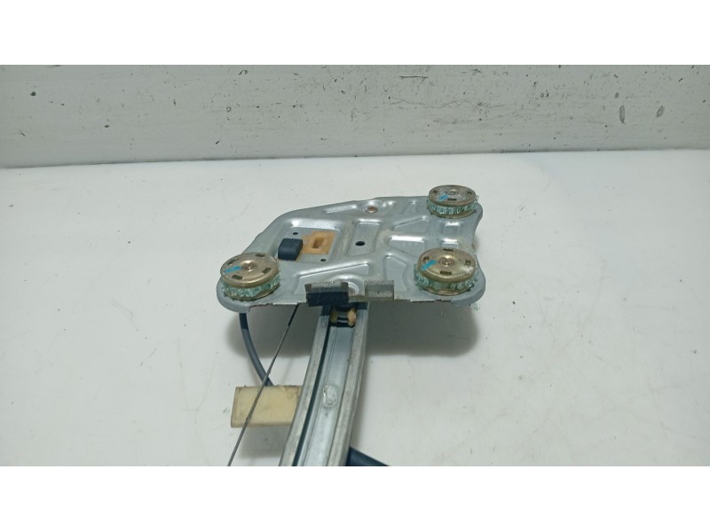 Recambio de elevalunas trasero derecho para hyundai xg 3.0 xg referencia OEM IAM F00S1A2133  