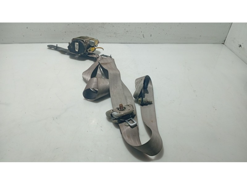 Recambio de cinturon seguridad delantero izquierdo para hyundai xg 3.0 xg referencia OEM IAM 8881039300LK  