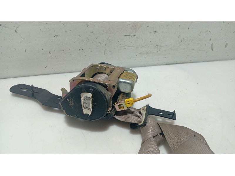 Recambio de cinturon seguridad delantero izquierdo para hyundai xg 3.0 xg referencia OEM IAM 8881039300LK  