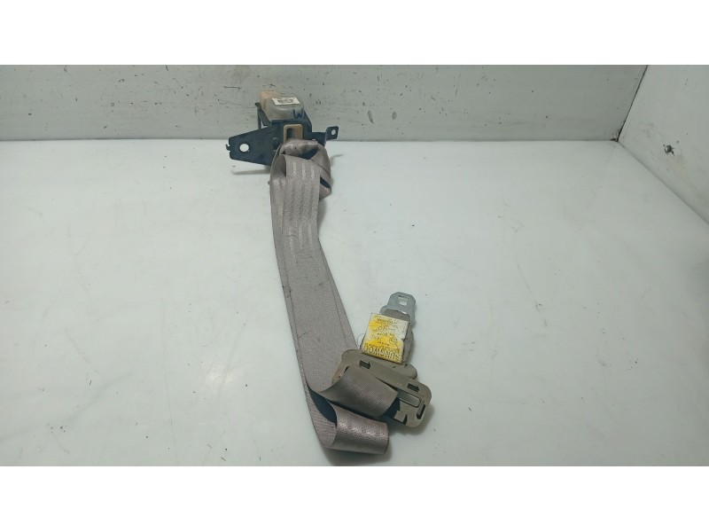 Recambio de cinturon seguridad trasero central para hyundai xg 3.0 xg referencia OEM IAM 8982039000  