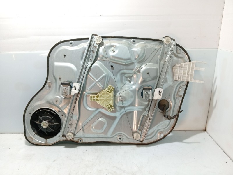 Recambio de elevalunas delantero izquierdo para kia cee´d hatchback (ed) 1.4 cvvt referencia OEM IAM   