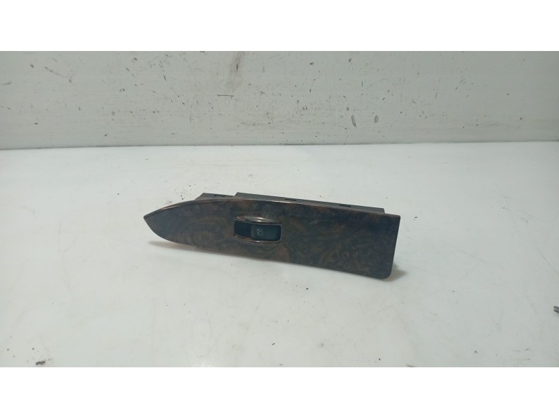 Recambio de mando elevalunas delantero derecho para hyundai xg 3.0 xg referencia OEM IAM 9357639600  