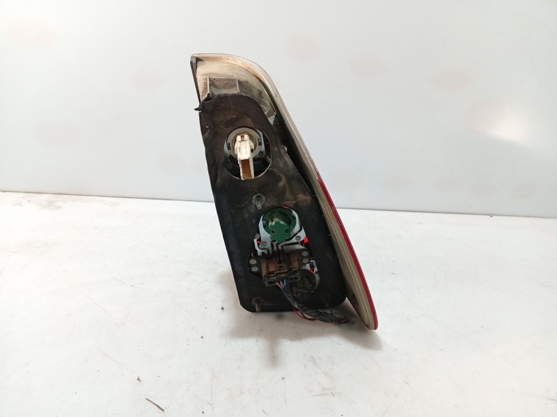 Recambio de piloto trasero izquierdo para bmw x5 (e53) 3.0 d referencia OEM IAM 63217164475  