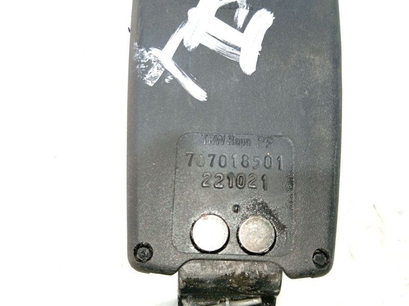 Recambio de anclaje cinturon trasero izquierdo para bmw x5 (e53) 3.0 d referencia OEM IAM   