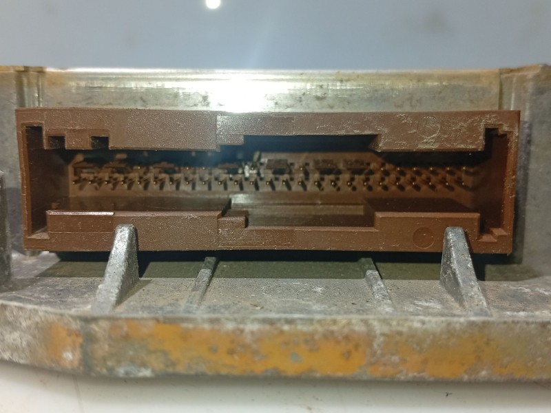 Recambio de centralita airbag para opel corsa c referencia OEM IAM 24439954  