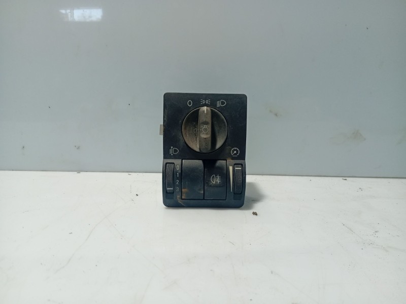 Recambio de mando luces para opel corsa c referencia OEM IAM 0524119  