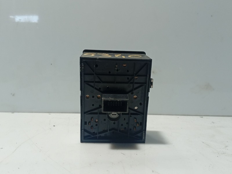 Recambio de mando luces para opel corsa c referencia OEM IAM 0524119  