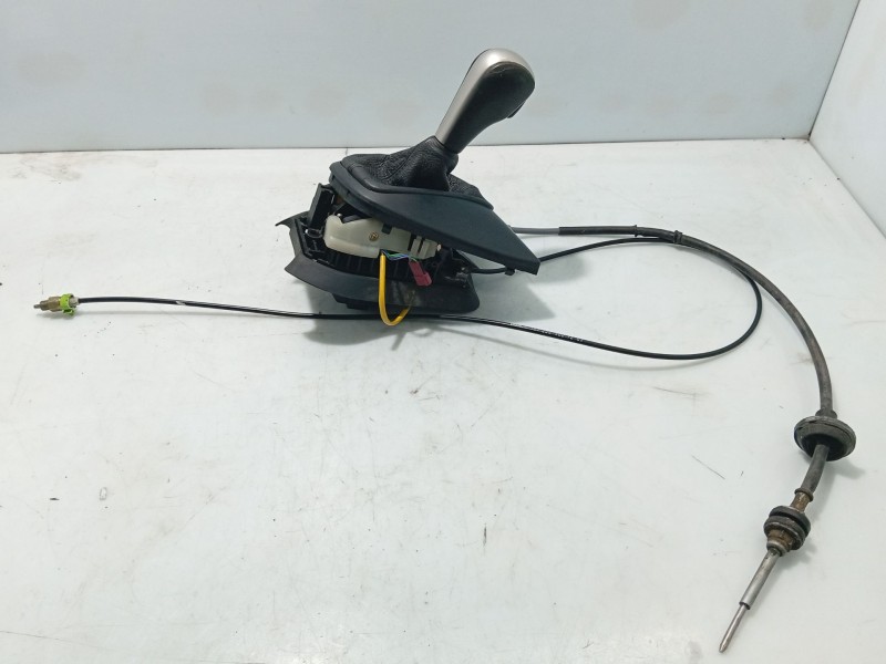 Recambio de palanca cambio para bmw x5 (e53) 3.0 d referencia OEM IAM 25117543190  