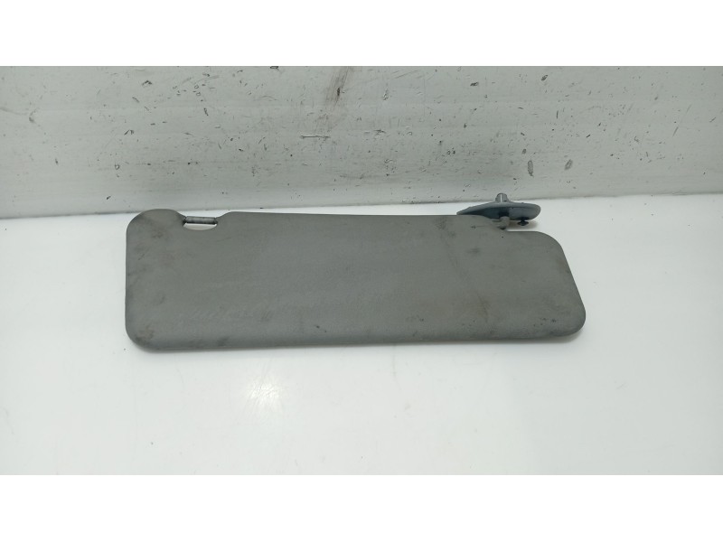 Recambio de parasol izquierdo para citroën xsara (n1) 1.9 td referencia OEM IAM 8143EQ  