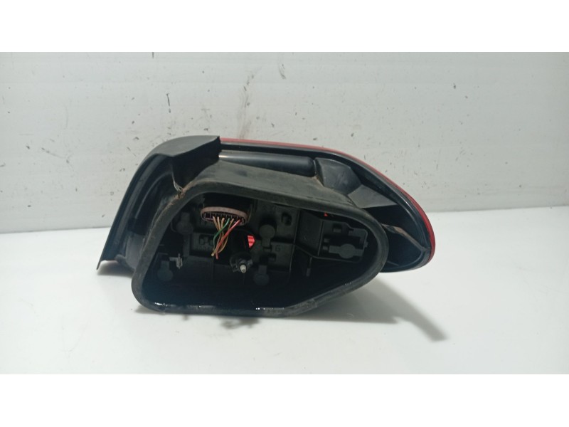 Recambio de piloto trasero izquierdo para citroën xsara (n1) 1.9 td referencia OEM IAM 1610728980  