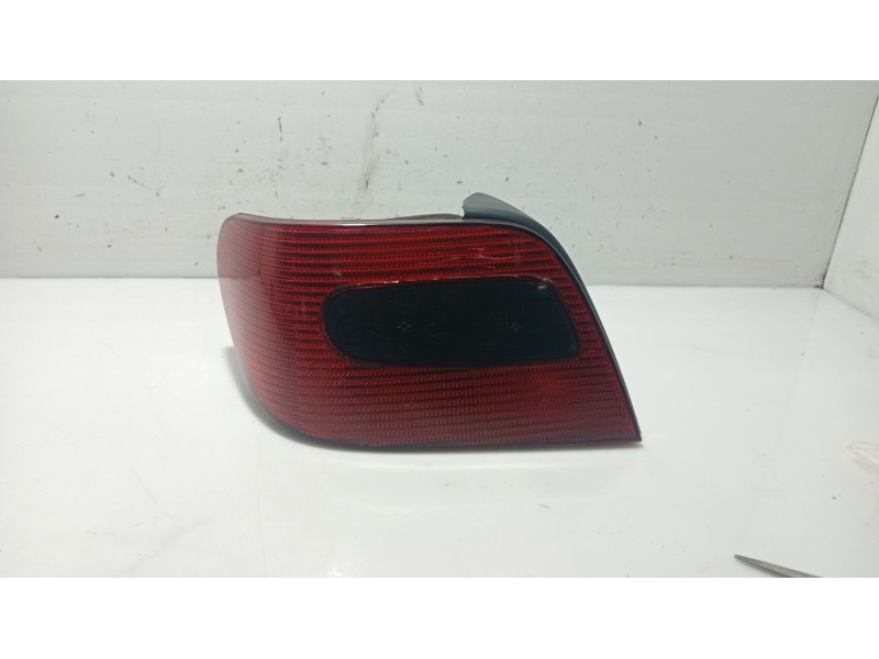 Recambio de piloto trasero izquierdo para citroën xsara (n1) 1.9 td referencia OEM IAM 1610728980  