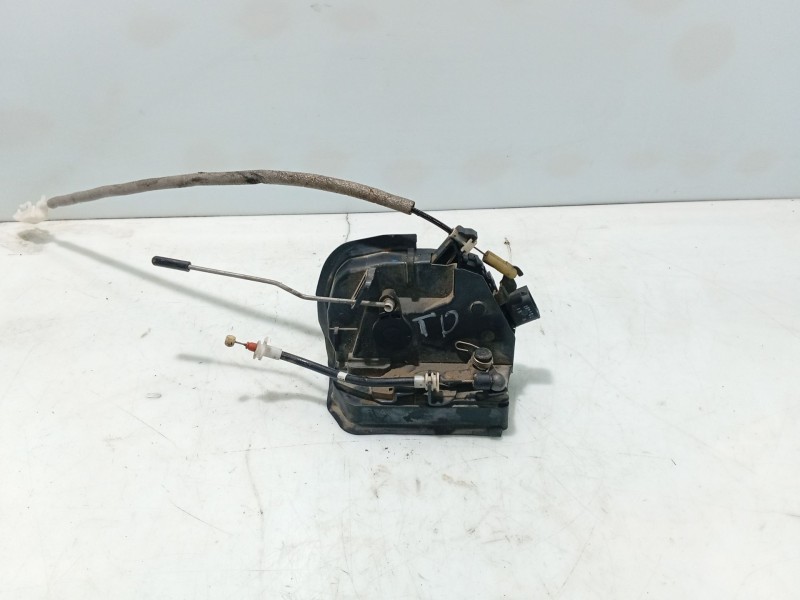 Recambio de cerradura puerta trasera derecha para bmw x5 (e53) 3.0 d referencia OEM IAM 51228402602  