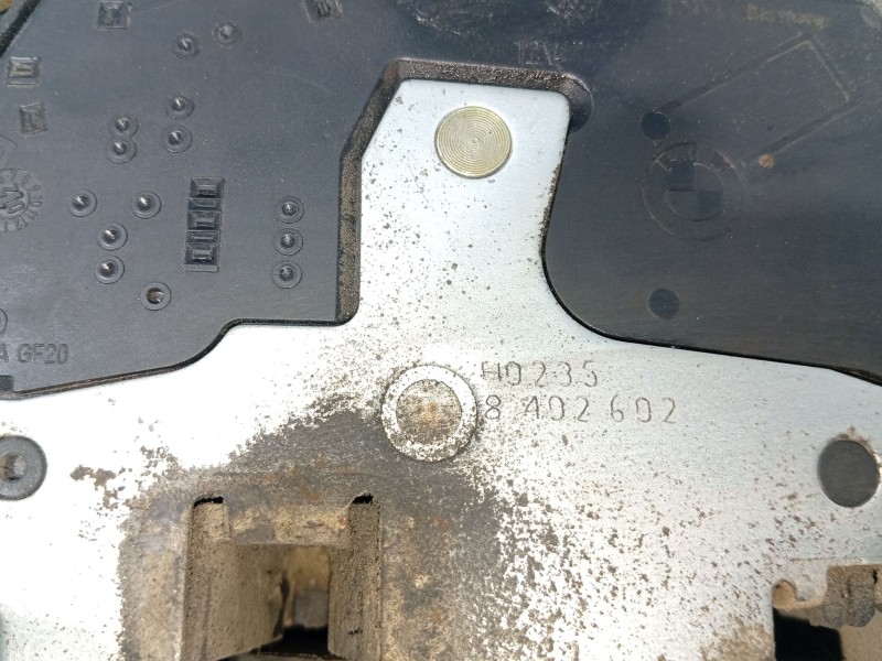 Recambio de cerradura puerta trasera derecha para bmw x5 (e53) 3.0 d referencia OEM IAM 51228402602  