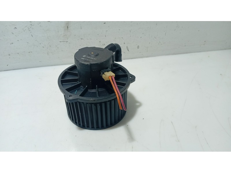Recambio de ventilador calefaccion para hyundai xg 3.0 xg referencia OEM IAM 9710938000  