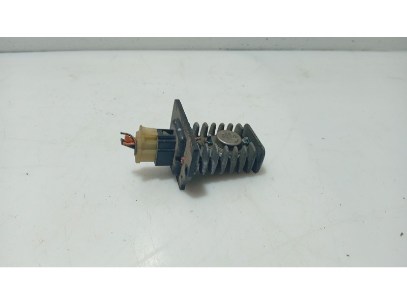 Recambio de resistencia calefaccion para hyundai xg 3.0 xg referencia OEM IAM 9523038500  