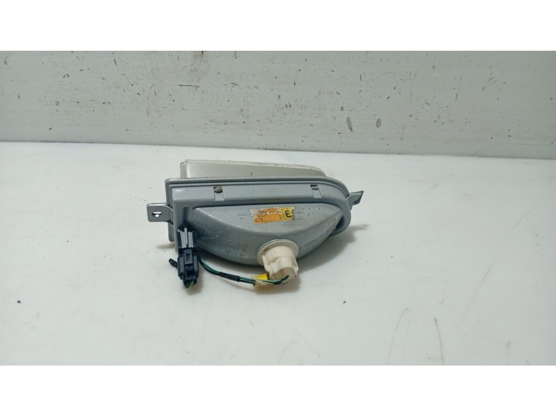 Recambio de faro antiniebla derecho para hyundai xg 3.0 xg referencia OEM IAM 9220239001  