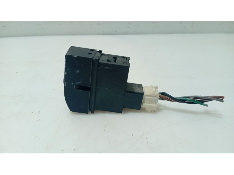 Recambio de interruptor para hyundai xg 3.0 xg referencia OEM IAM OK06  