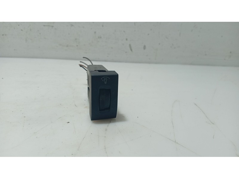 Recambio de interruptor para hyundai xg 3.0 xg referencia OEM IAM 9495039000  