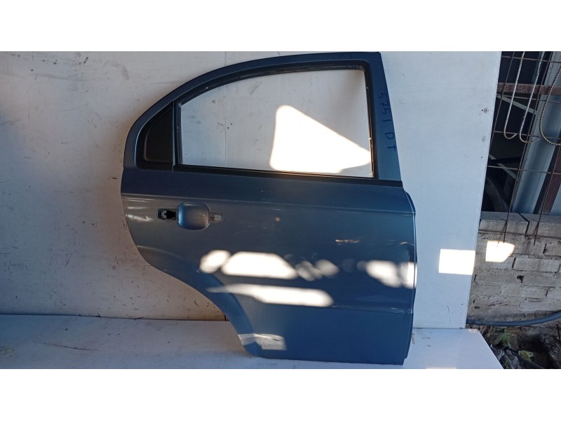 Recambio de puerta trasera derecha para chevrolet aveo / kalos sedán (t200) 1.4 referencia OEM IAM 96942266  