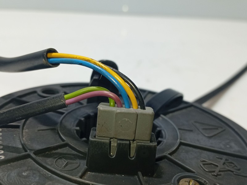 Recambio de anillo airbag para mercedes-benz clase e (w210) berlina diesel referencia OEM IAM 002542651803  