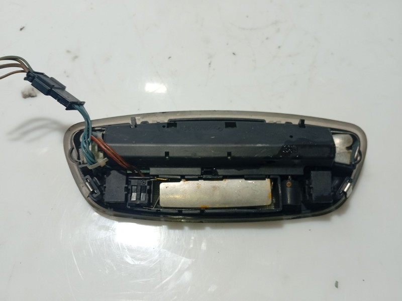 Recambio de luz interior para mercedes-benz clase e (w210) berlina diesel referencia OEM IAM 2108203601  