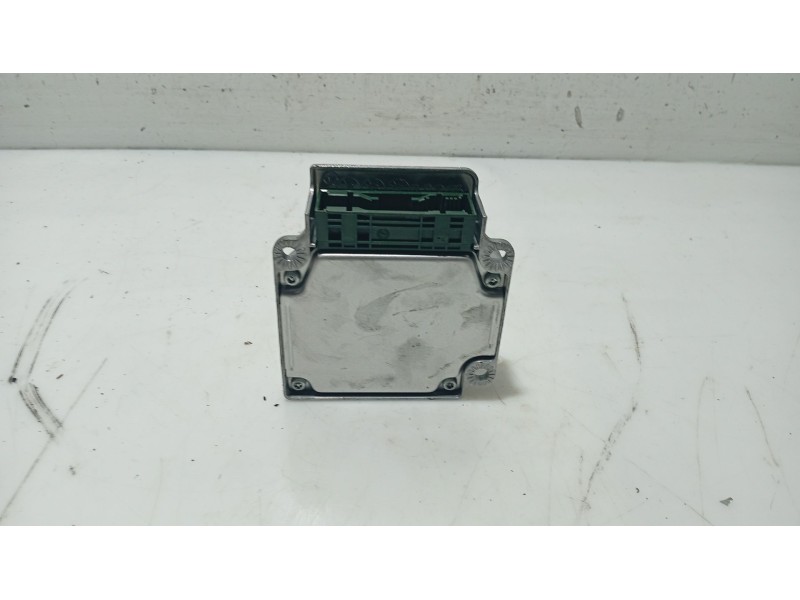Recambio de centralita airbag para chevrolet aveo / kalos sedán (t200) 1.4 referencia OEM IAM 96442710  5WY67040
