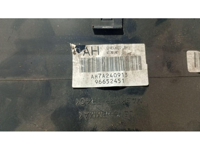 Recambio de cuadro instrumentos para chevrolet aveo / kalos sedán (t200) 1.4 referencia OEM IAM 96652451  